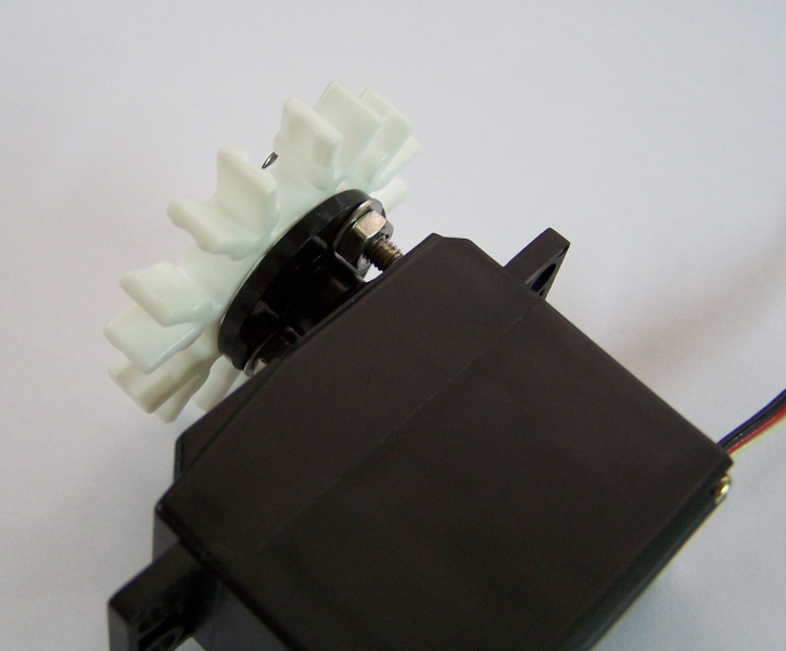 File:KnexServo 05.jpg