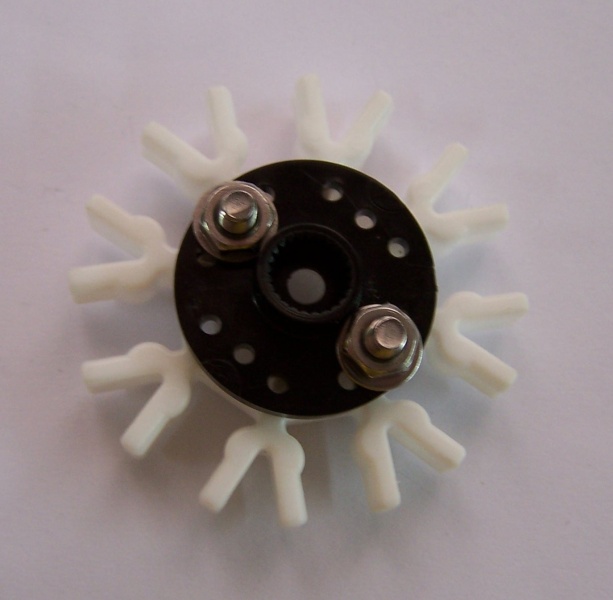 File:KnexServo 02.jpg